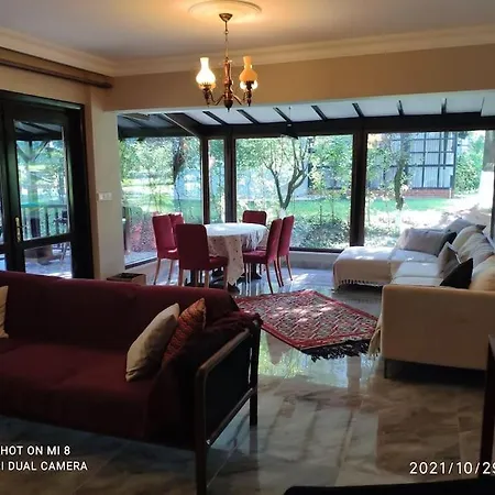 Hotel Sapanca Lueks Havuzlu Tripleks *
