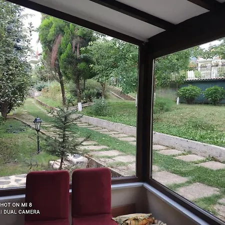 Sapanca Lueks Havuzlu Tripleks Hotel