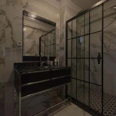 Hotel Sapanca Lueks Havuzlu Tripleks Kartepe