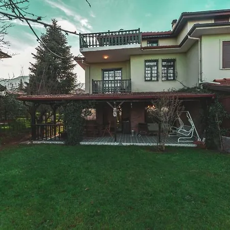 Hotel Sapanca Lueks Havuzlu Tripleks Kartepe